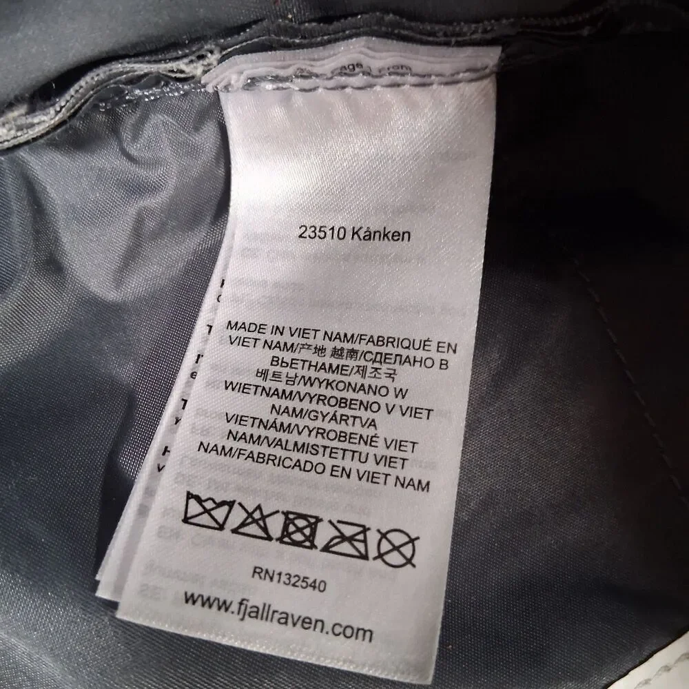 Fjallraven Kanken Backpack Graphite Grey Water Resistant Daypack 16L 23510